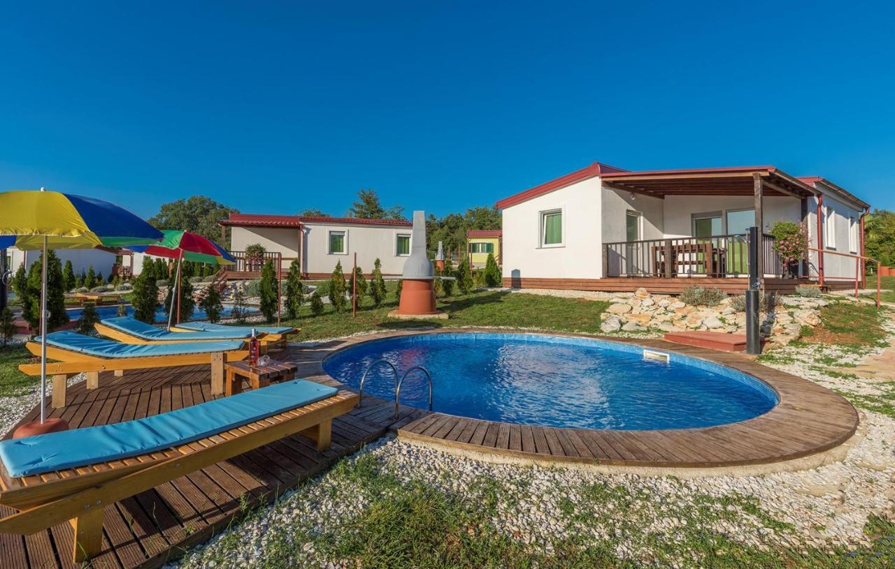 Holiday Park Village Jelovci Kringa Exterior photo