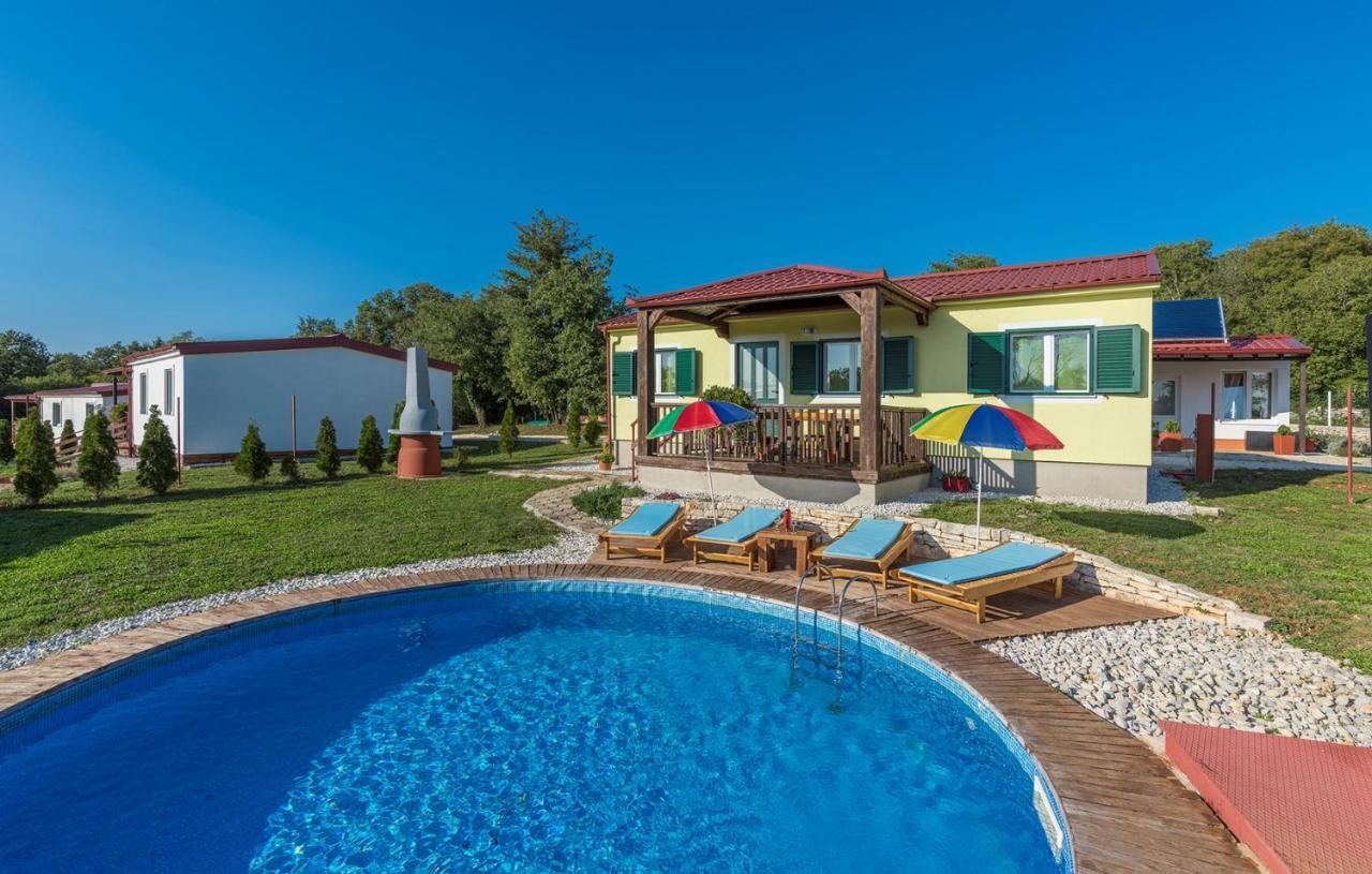 Holiday Park Village Jelovci Kringa Exterior photo